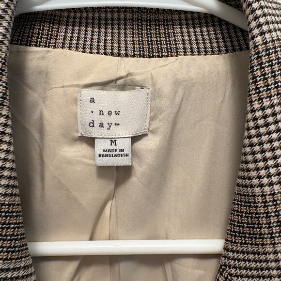 A New Day Plaid Double Breasted Boxy Fit Blazer Fully Lined Size Medium NWT - Picture 5 of 10